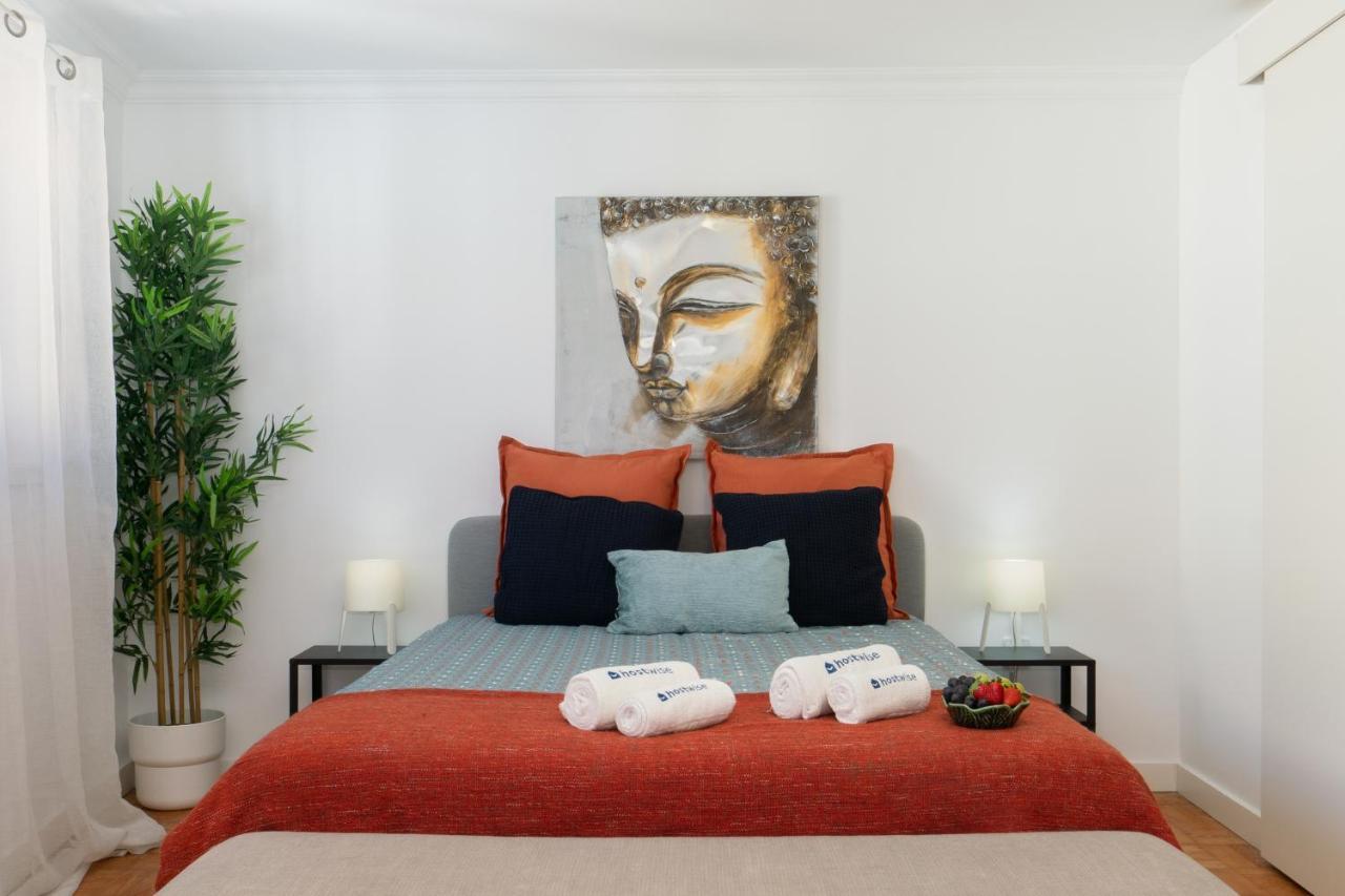 Calm Sunny House With Terrace Apartament